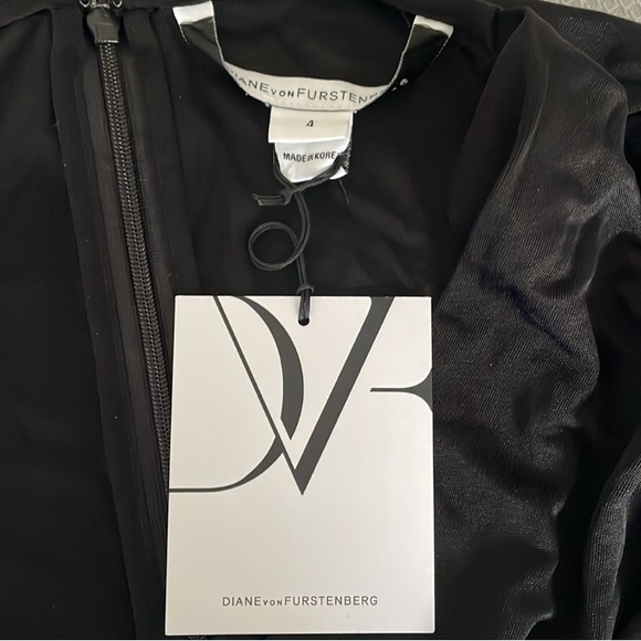 New Diane Von Furstenberg Black Ruched V-neck Rayon Dress Size 4 - Picture 7 of 13
